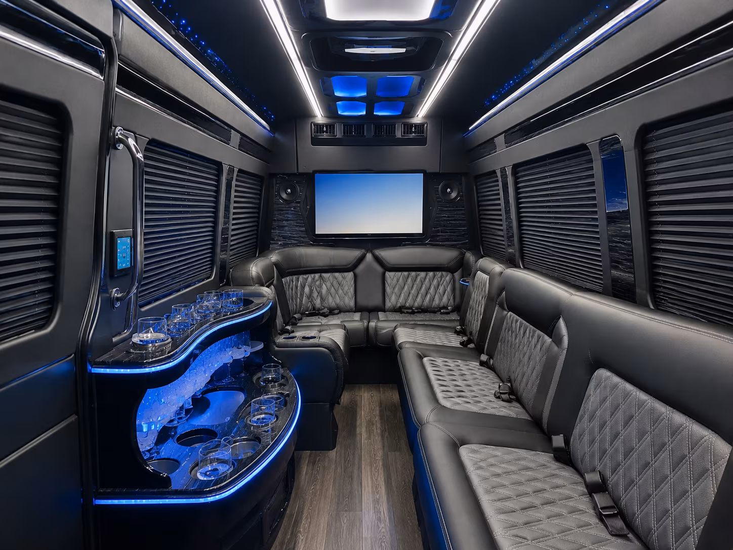 friscocharterbuscompany com can help you get to at t stadium globe life field and every dfw venue